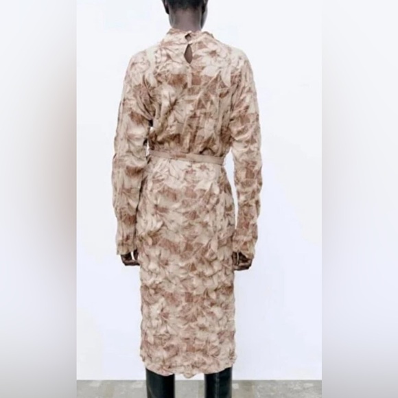 Zara Jacquard Midi Tie Waist Crinkle Detail Dress Brown Full sleeves high neck M - Picture 3 of 17